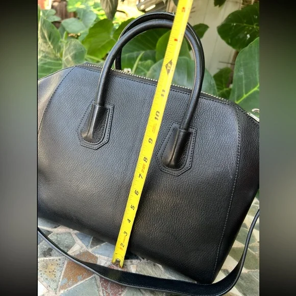 Givenchy Antigona black grained leather bag - Picture 4 of 10